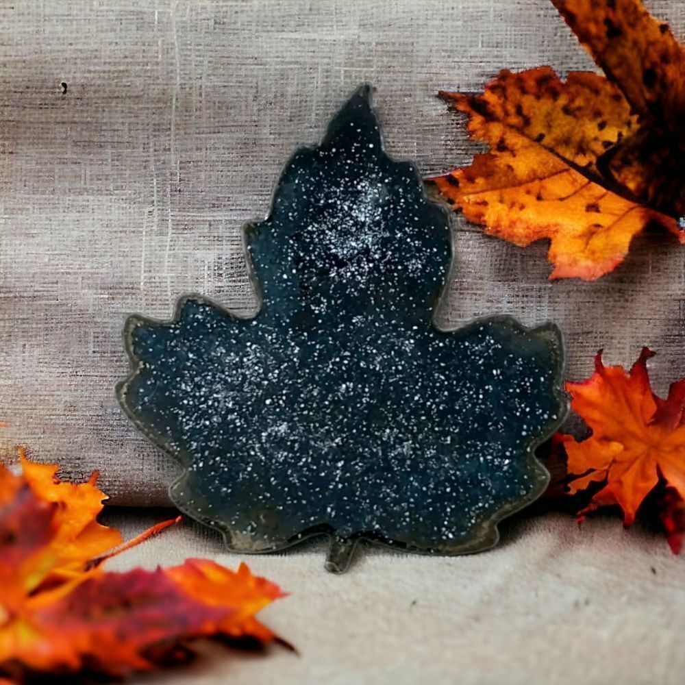 Vintage Enameled Maple Leaf Brooch‎ Pin Blue Metallic Over Copper 1" 70s Autumn.